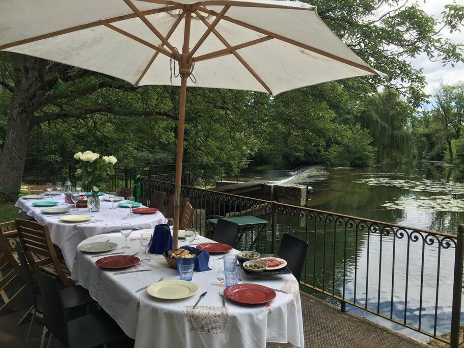 Vila Magnifique Moulin Proche Chablis, Jacuzzi Et Riviere Annay-sur-Serein Exteriér fotografie