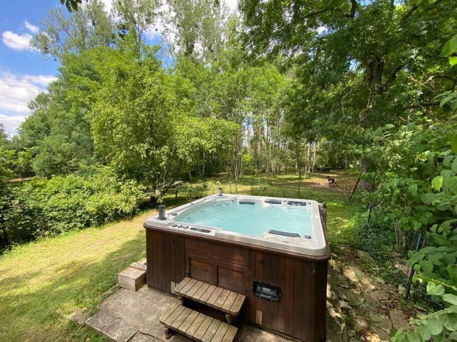 Vila Magnifique Moulin Proche Chablis, Jacuzzi Et Riviere Annay-sur-Serein Exteriér fotografie