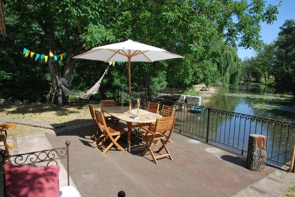 Vila Magnifique Moulin Proche Chablis, Jacuzzi Et Riviere Annay-sur-Serein Exteriér fotografie